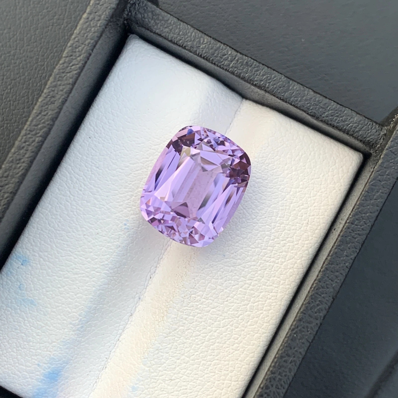 13 ct. Natural Unheated Kunzite Cushion Shape Loose Gemstone from Afghanistan — view 1